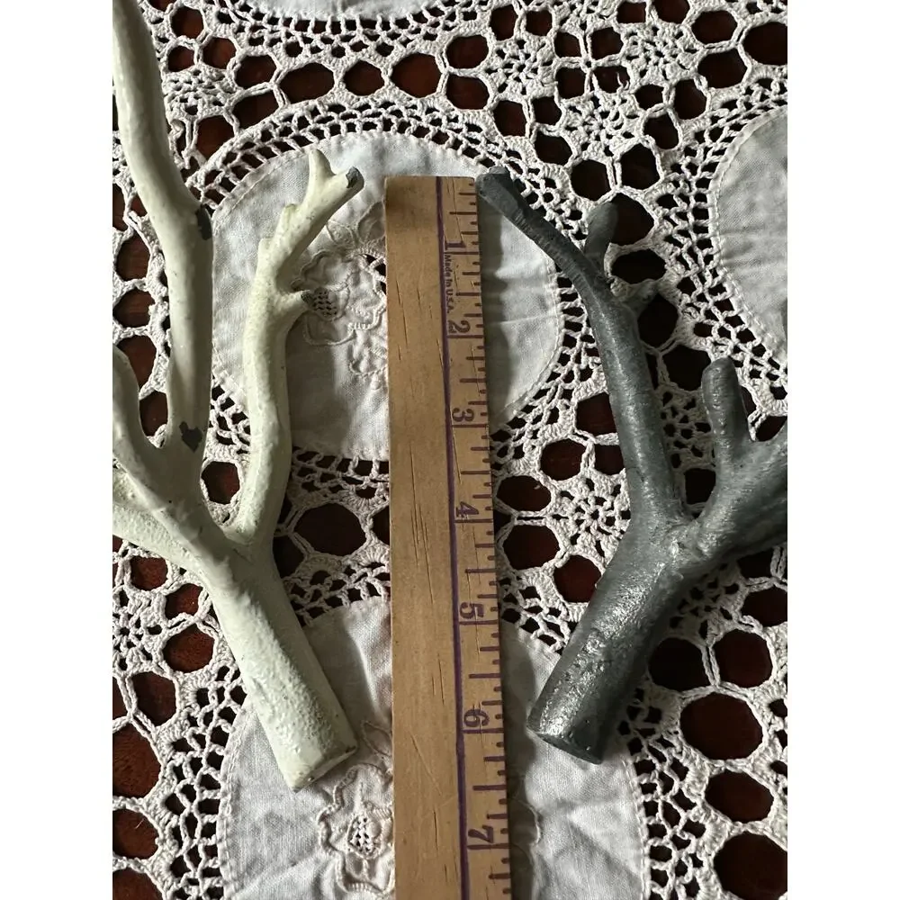 2 Tree Branch Wall Hooks Cast Iron Towel Hat Hanger white gray modern set